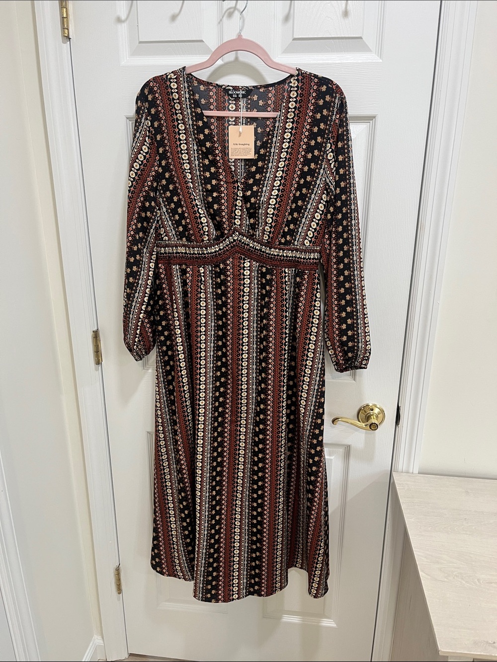 BloomChic Black and Rust Patterned V-Neck Long Sleeve Midi Dress